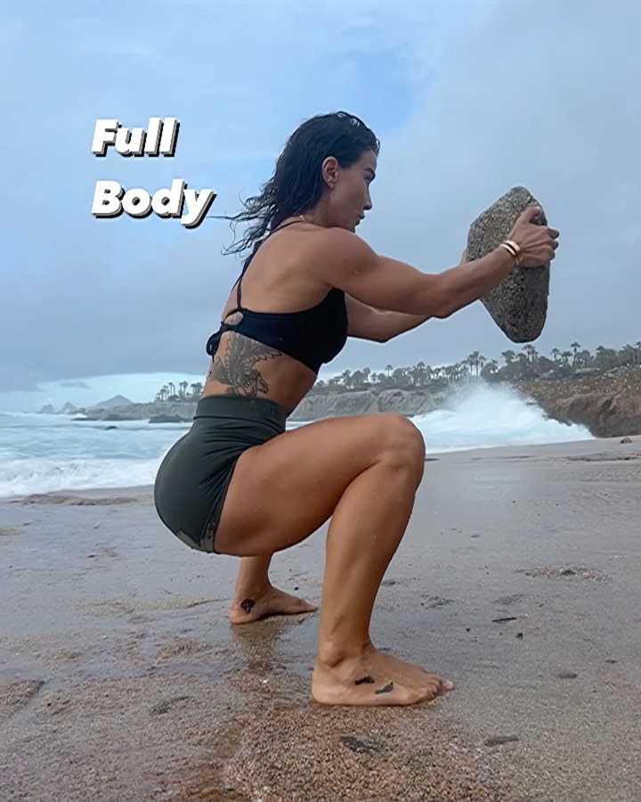 Senada Greca beach body workout